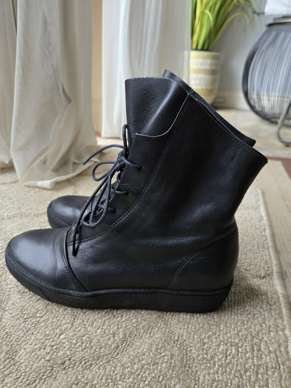 Shellys London Black Leather Lace-Up Wedge Ankle Boots